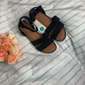 Women’s Esme elastic ankle strap sandals 🌞